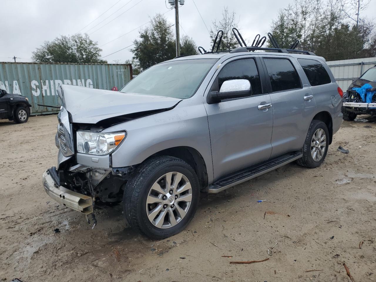 2010 Toyota Sequoia VIN 5TDJW5G14AS027716