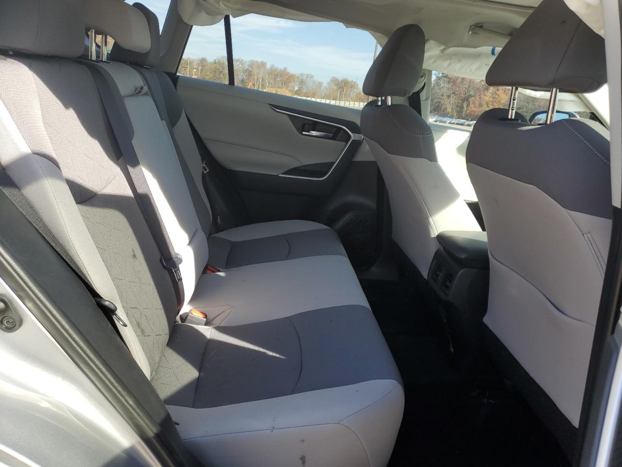 2021 Toyota RAV 4 VIN 2T3P1RFV2MC221816 Copart auction photo, all over / mechanical damage thumbnail 11