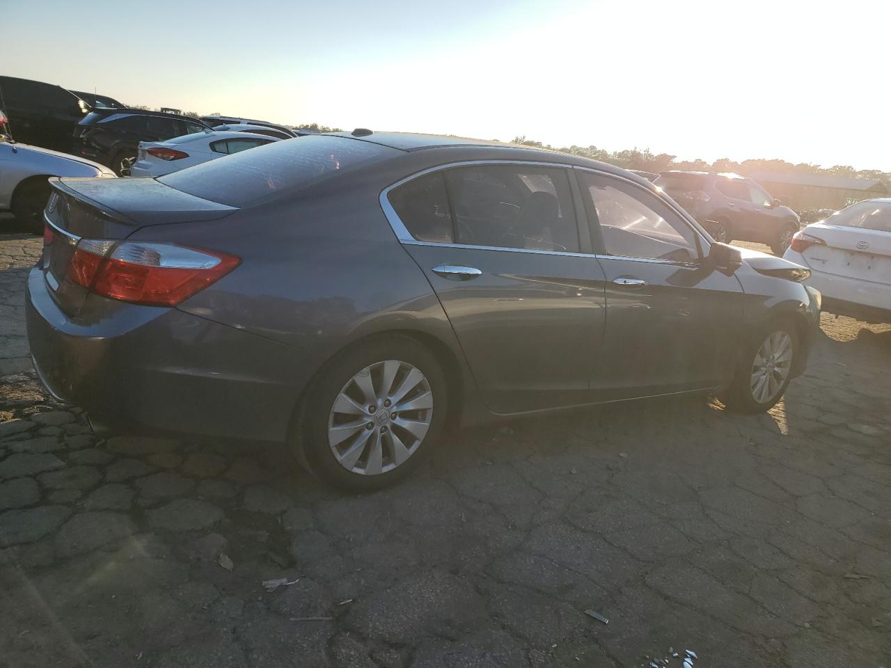2015 Honda Accord VIN 1HGCR2F8XFA025276 Copart auction photo, front end damage thumbnail 3