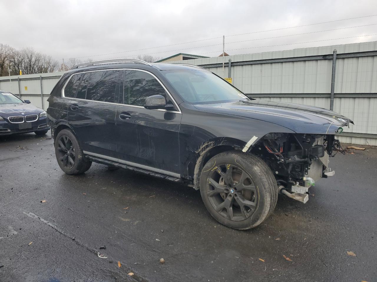 2019 BMW X7 VIN 5UXCW2C52KL081761 Copart auction photo, front end / rear end damage thumbnail 4