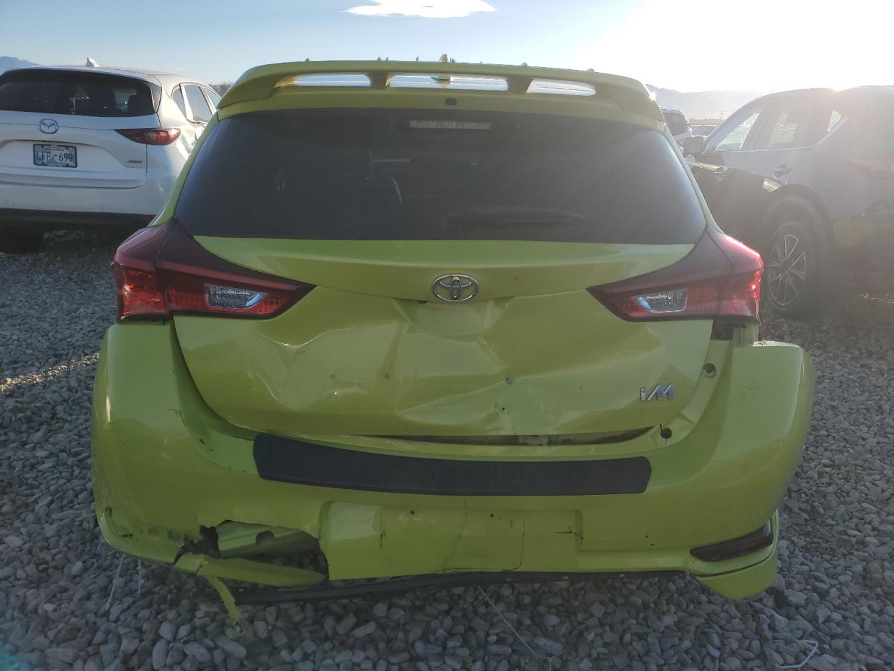 2018 Toyota Corolla VIN JTNKARJEXJJ563598 Copart auction photo, front end / rear end damage thumbnail 6