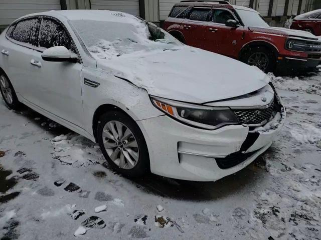 2018 KIA Optima VIN 5XXGT4L35JG264933 Copart auction photo, all over / top/roof damage thumbnail 13