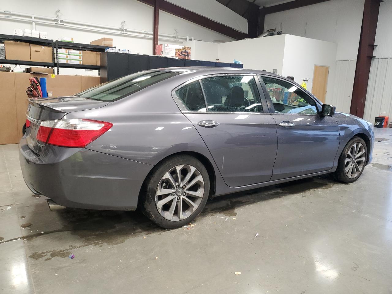 2015 Honda Accord VIN 1HGCR2F55FA091109 Copart auction photo, front end / minor dent/scratches damage thumbnail 3