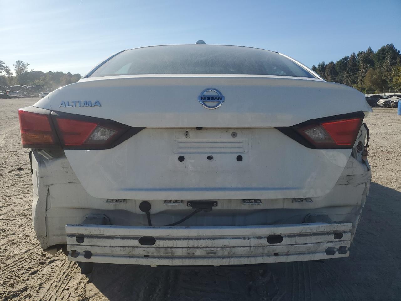 2020 Nissan Altima VIN 1N4BL4BV5LC250181 Copart auction photo, rear end damage thumbnail 6