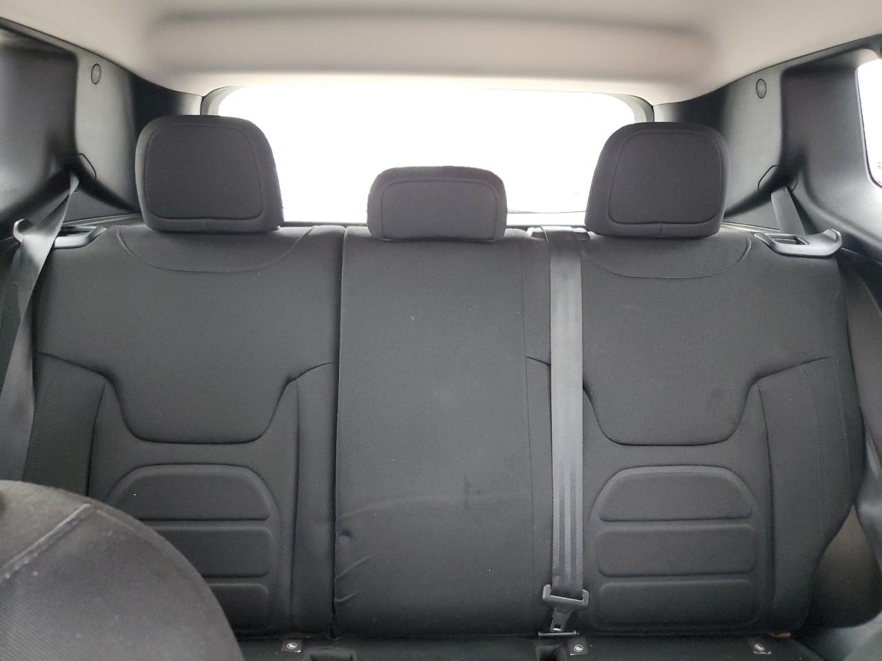 2018 Jeep Renegade VIN ZACCJABB2JPJ33589 Copart auction photo, front end / minor dent/scratches damage thumbnail 10