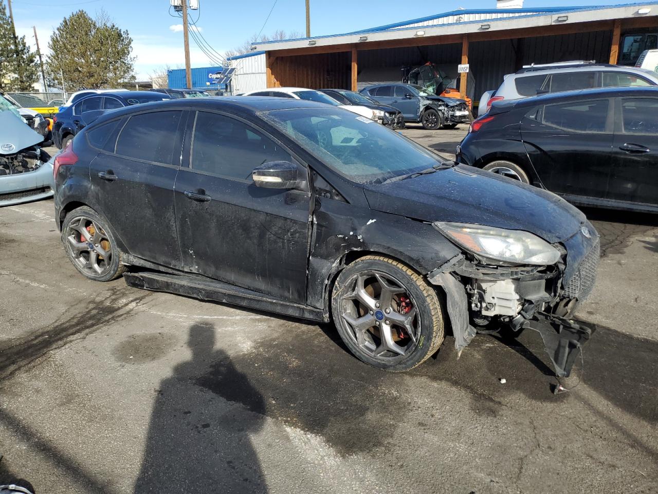 2014 Ford Focus VIN 1FADP3L9XEL339269 Copart auction photo, front end / side damage thumbnail 4