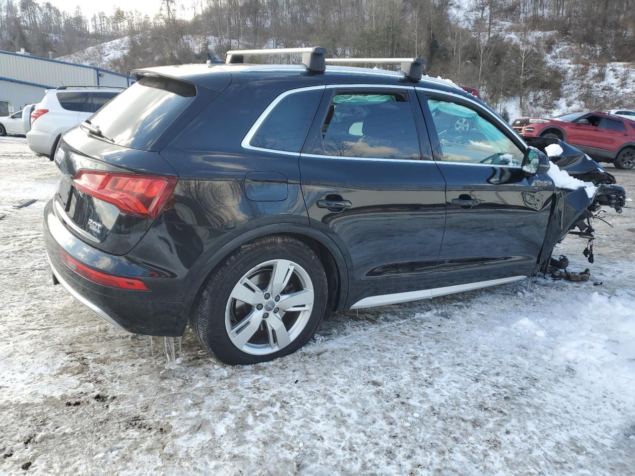 2018 Audi Q5 VIN WA1BNAFY4J2214504 Copart auction photo, front end / side damage thumbnail 3