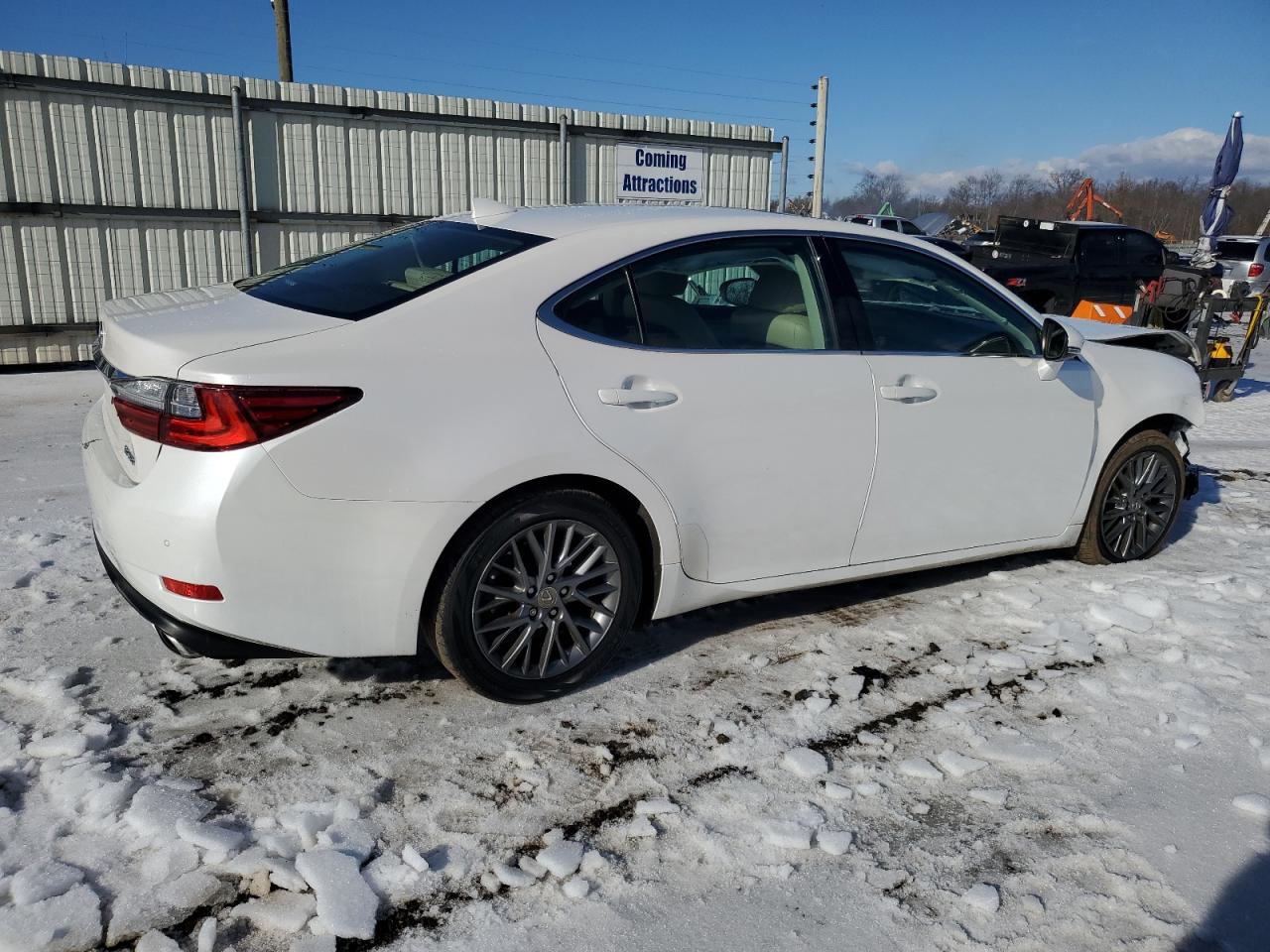 2018 Lexus ES VIN 58ABK1GG2JU101731 Copart auction photo, front end damage thumbnail 3