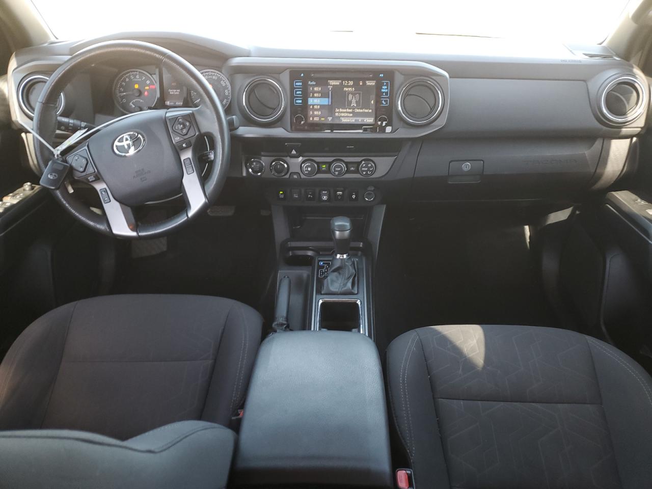2019 Toyota Tacoma VIN 3TMCZ5AN6KM217644 Copart auction photo, front end damage thumbnail 8