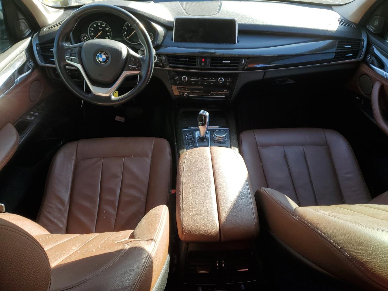 2017 BMW X5 VIN 5UXKR0C3XH0V70084 Copart auction photo, front end damage thumbnail 8