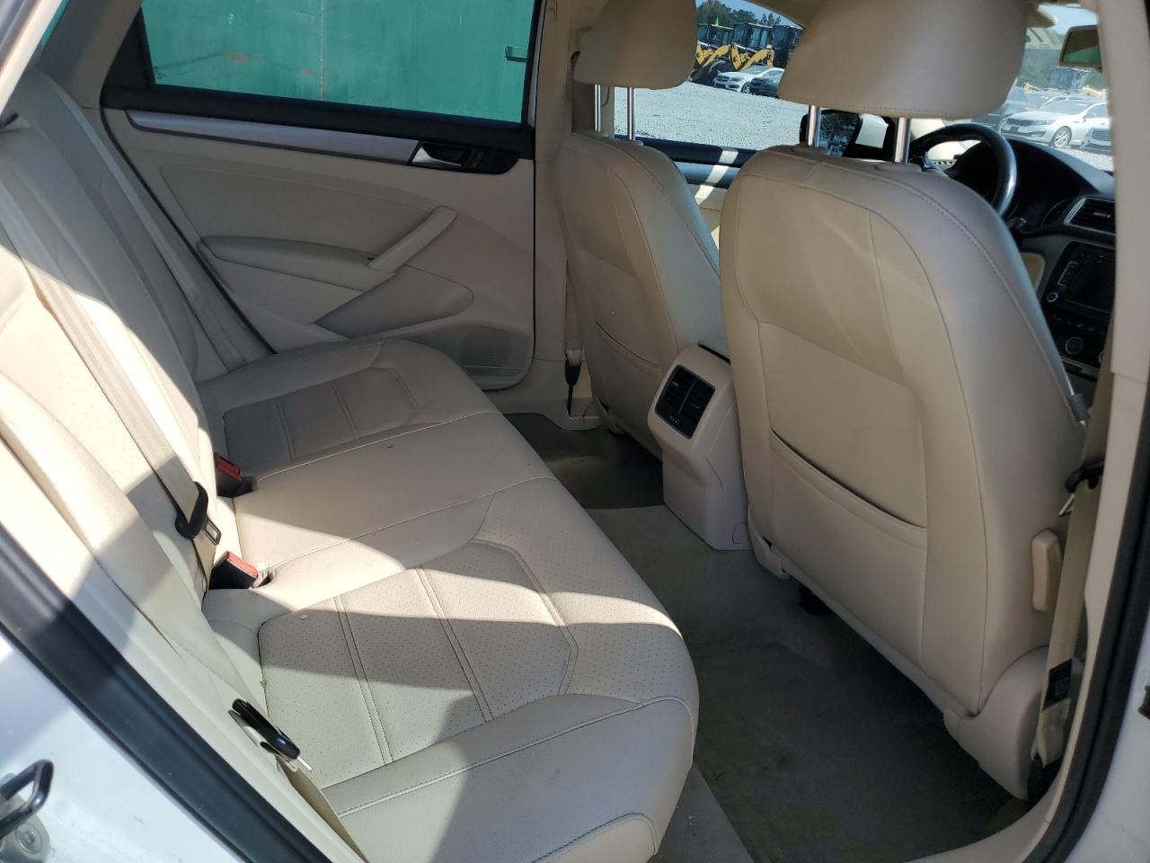 2014 Volkswagen Passat VIN 1VWBT7A38EC092060 Copart auction photo, water/flood / front end damage thumbnail 10