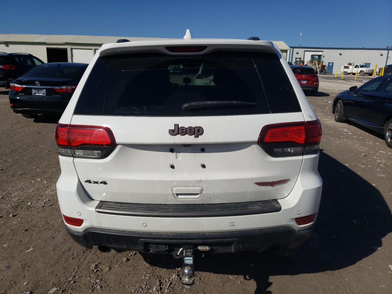 2019 Jeep Grand Cherokee VIN 1C4RJFLG2KC541374 Copart auction photo, minor dent/scratches damage thumbnail 6