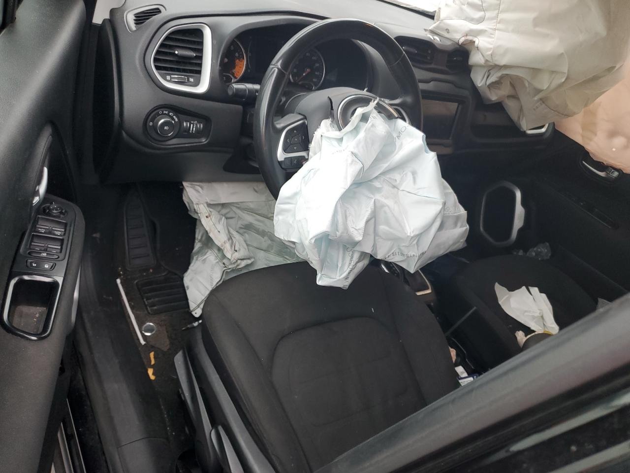 2018 Jeep Renegade VIN ZACCJABB0JPJ33445 Copart auction photo, front end damage thumbnail 8