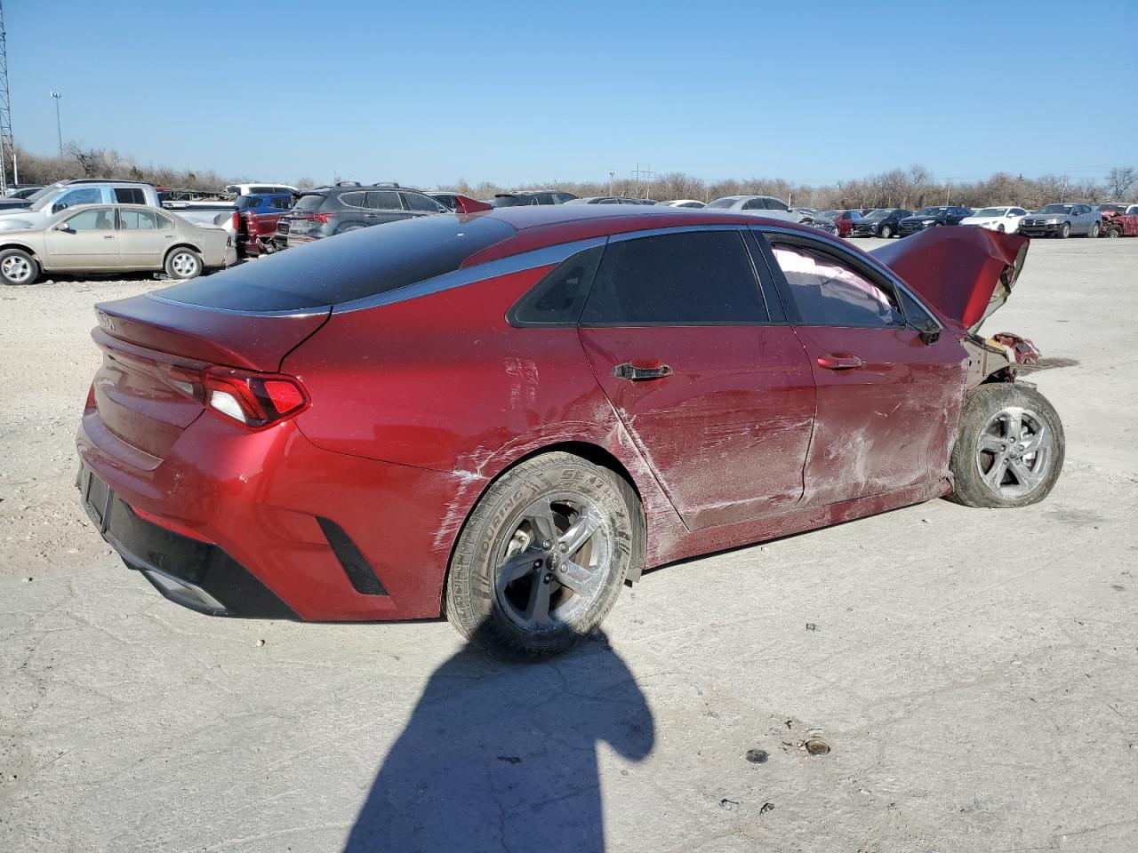 2022 KIA K5 VIN 5XXG14J24NG136060 Copart auction photo, all over / undercarriage damage thumbnail 3