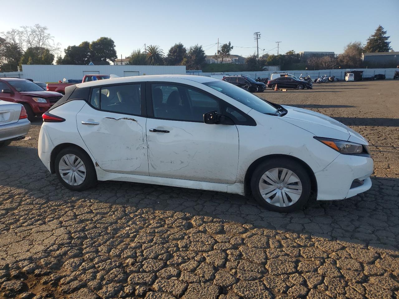 2019 Nissan Leaf VIN 1N4AZ1CPXKC304016 Copart auction photo, side damage thumbnail 4