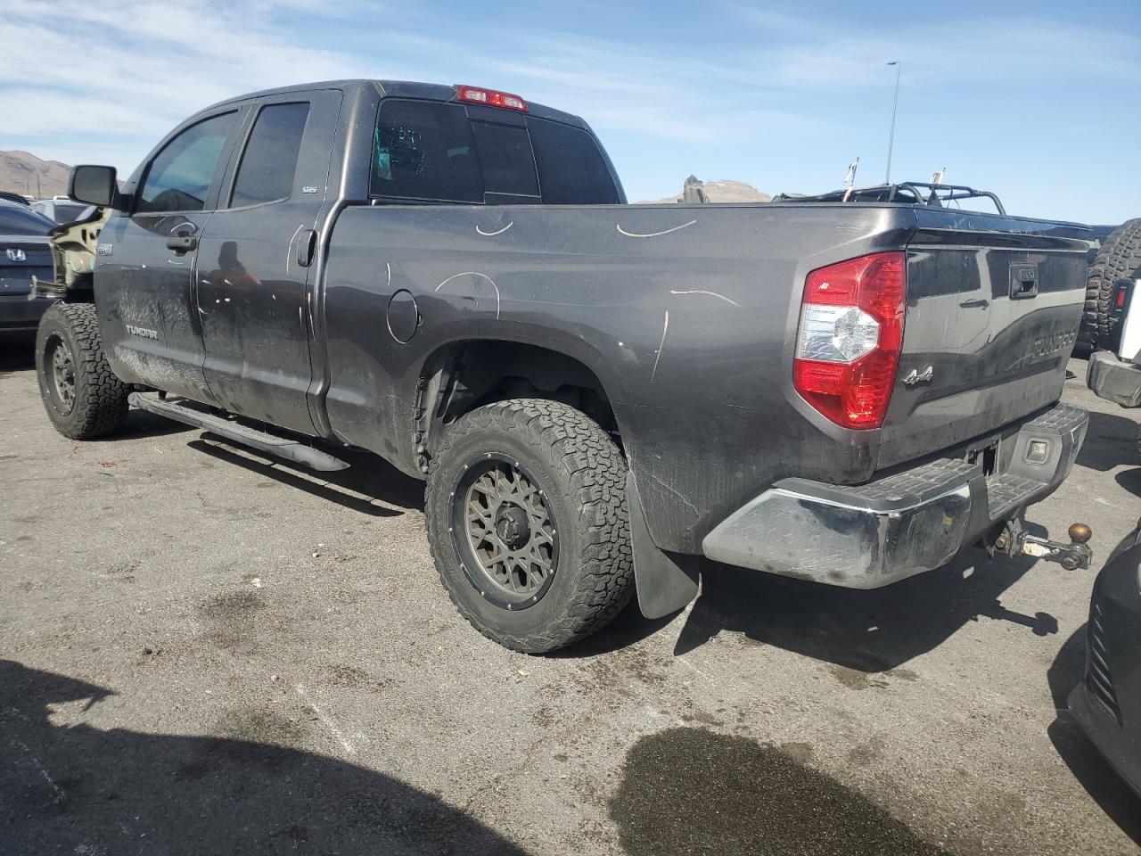2015 Toyota Tundra VIN 5TFUW5F16FX474791 Copart auction photo, front end damage thumbnail 2