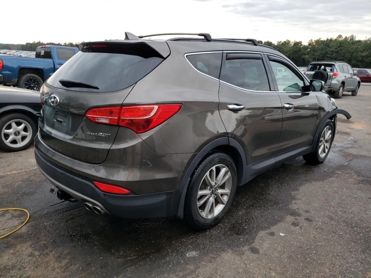 2014 Hyundai Santa Fe VIN 5XYZU3LA3EG212720 Copart auction photo, front end damage thumbnail 3
