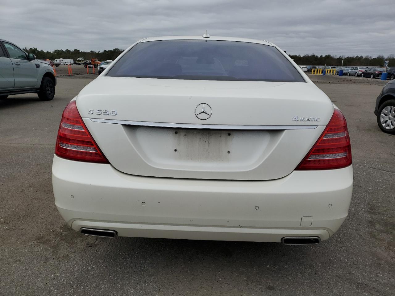 2010 Mercedes-Benz S-klasse VIN WDDNG8GB2AA335012 Copart auction photo, front end / minor dent/scratches damage thumbnail 6