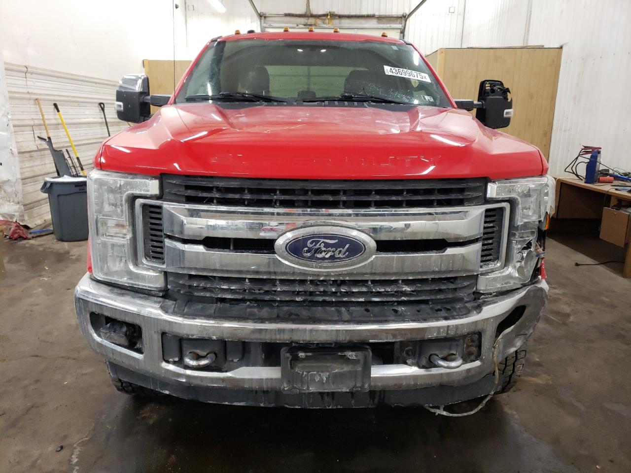 2017 Ford F350 VIN 1FT8X3B63HEB64195 Copart auction photo, all over damage thumbnail 5