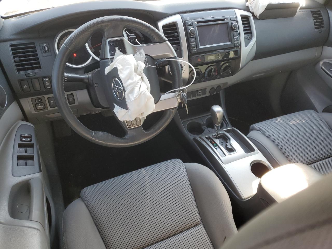 2013 Toyota Tacoma VIN 3TMMU4FN3DM058557 Copart auction photo, front end damage thumbnail 8
