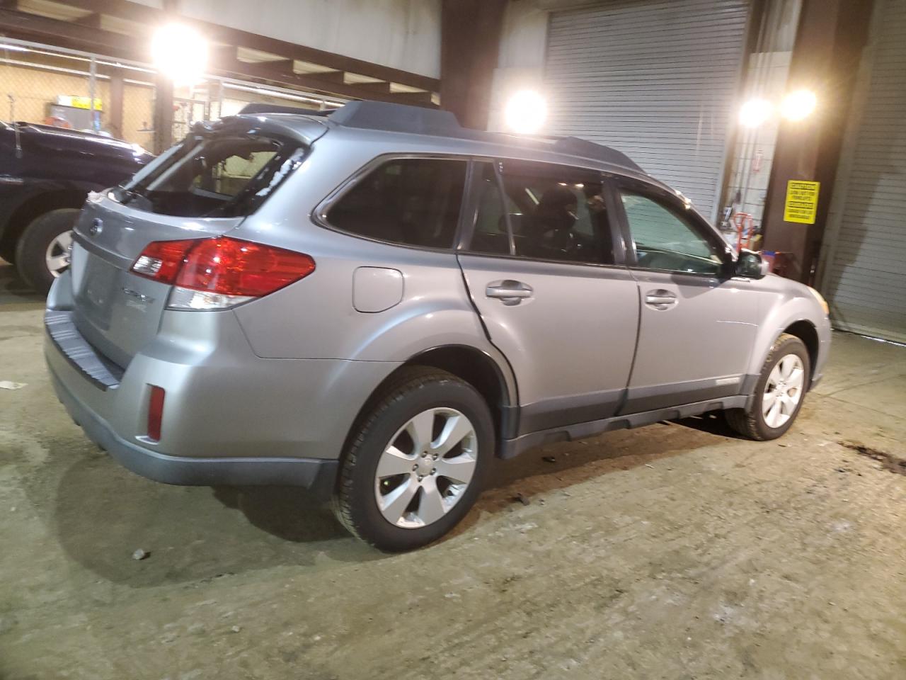 2010 Subaru Outback VIN 4S4BRBCC0A3342236 Copart auction photo, top/roof / minor dent/scratches damage thumbnail 3