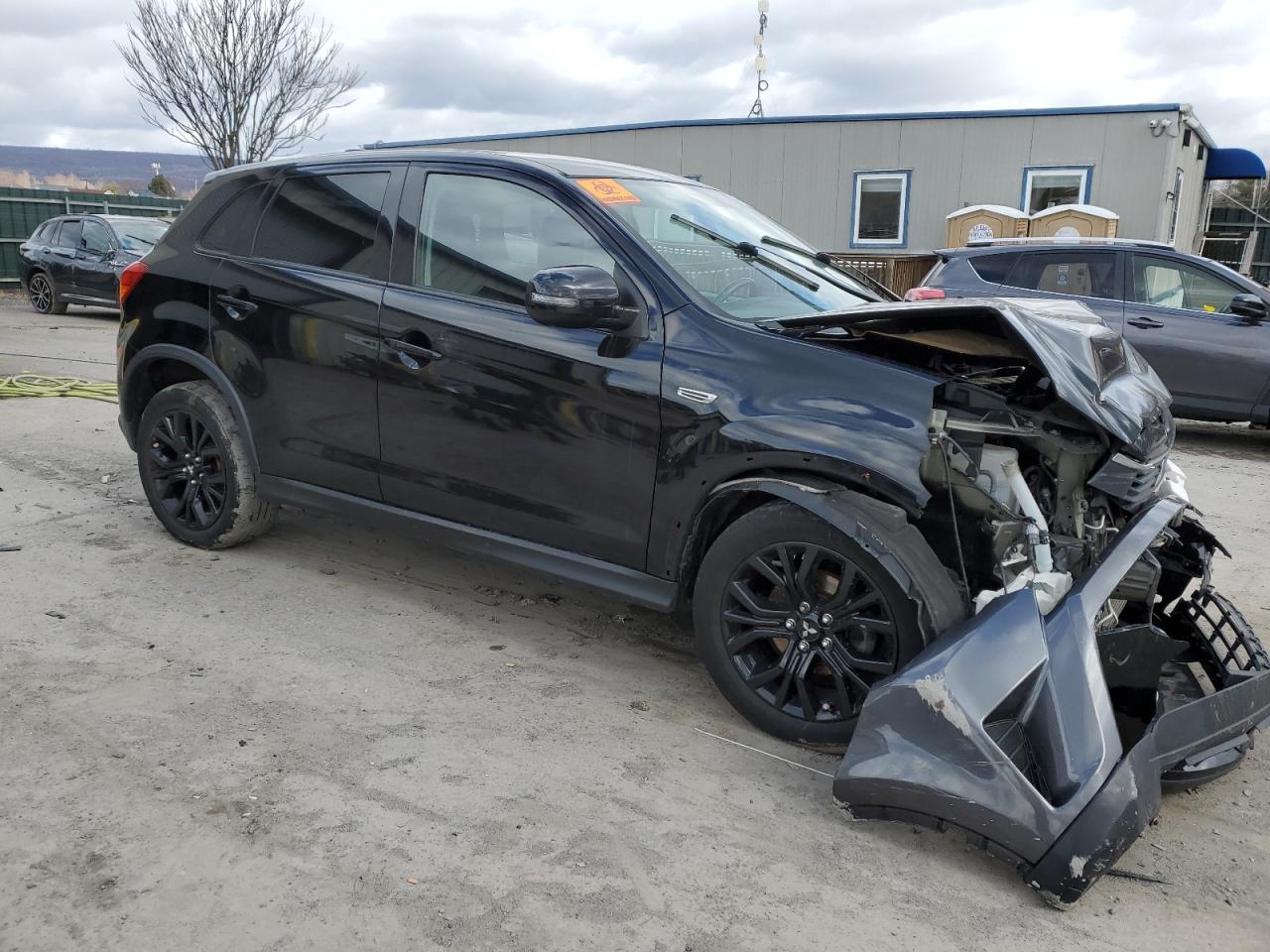 2017 Mitsubishi Outlander VIN JA4AP3AU5HZ067097 Copart auction photo, front end damage thumbnail 4