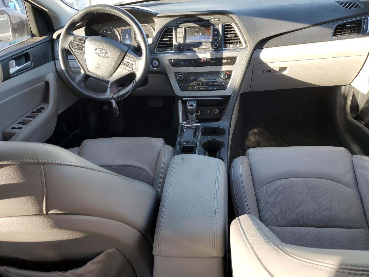 2015 Hyundai Sonata VIN 5NPE34AF4FH131807 Copart auction photo, front end / minor dent/scratches damage thumbnail 8