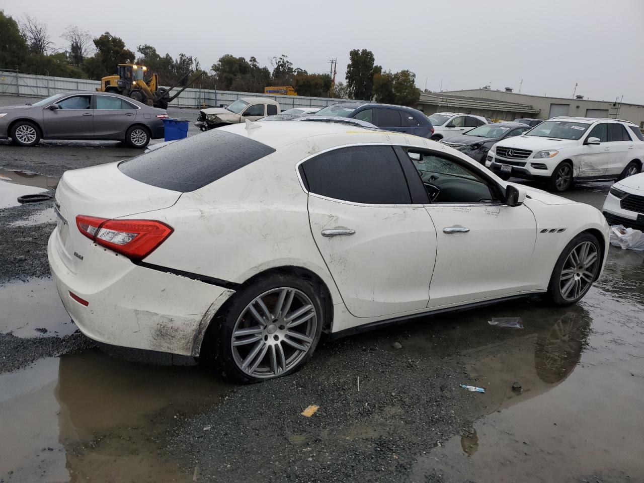2015 Maserati Ghibli VIN ZAM57XSA2F1133714 Copart auction photo, all over damage thumbnail 3