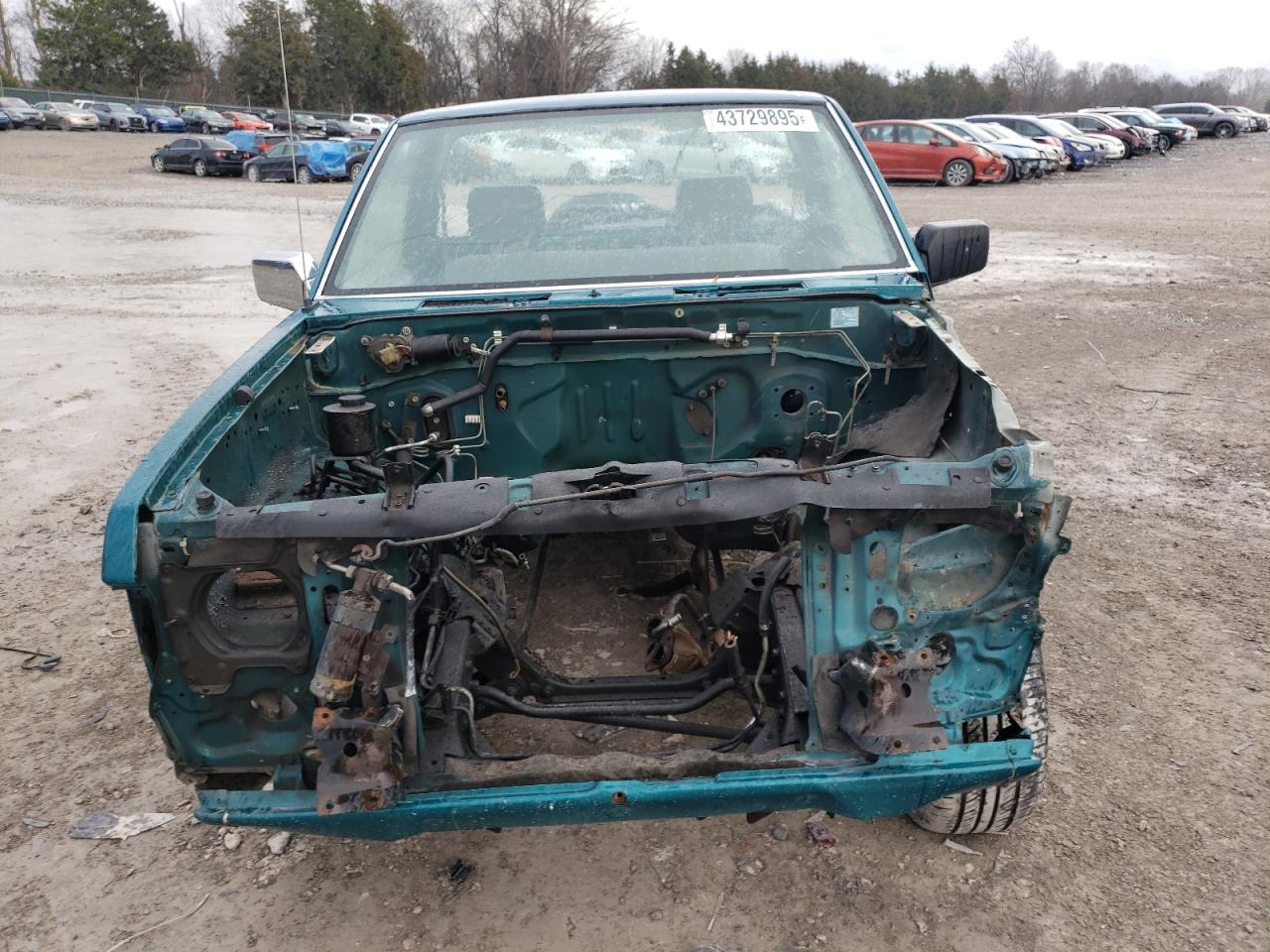 1995 Nissan Navara (Frontier) VIN 1N6SD11S0SC442004 Copart auction photo, stripped damage thumbnail 5