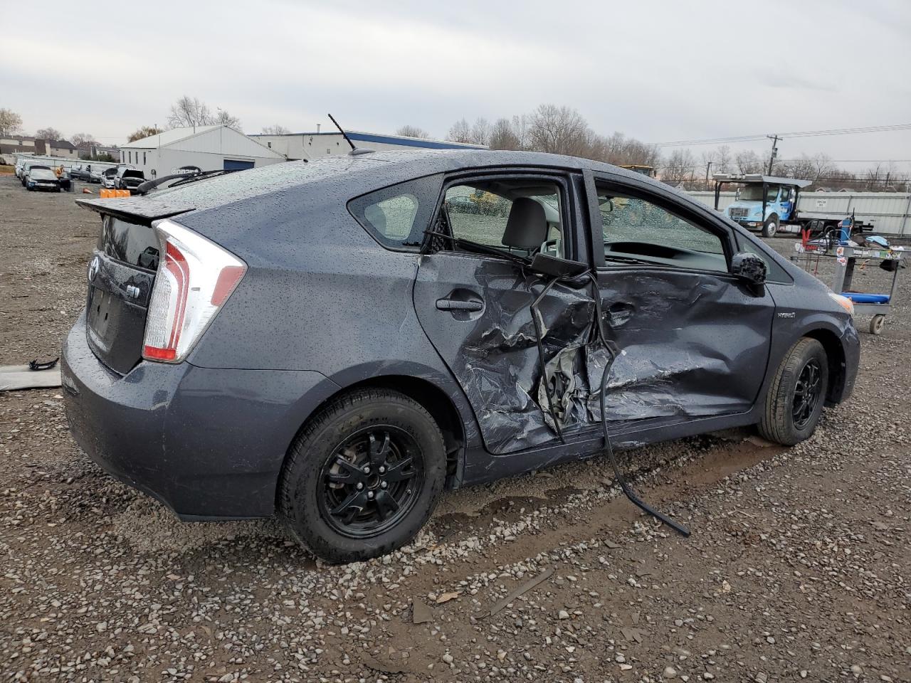 2015 Toyota Prius VIN JTDKN3DU2F1901236 Copart auction photo, side / rear end damage thumbnail 3