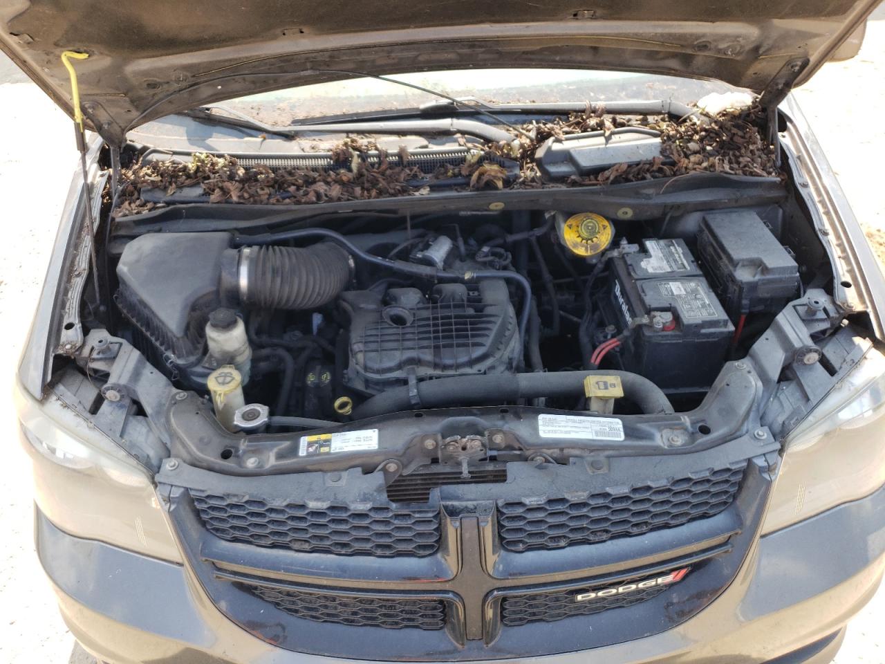 2016 Dodge Caravan VIN 2C4RDGCG3GR362742 Copart auction photo, biohazard/chemical / all over damage thumbnail 12