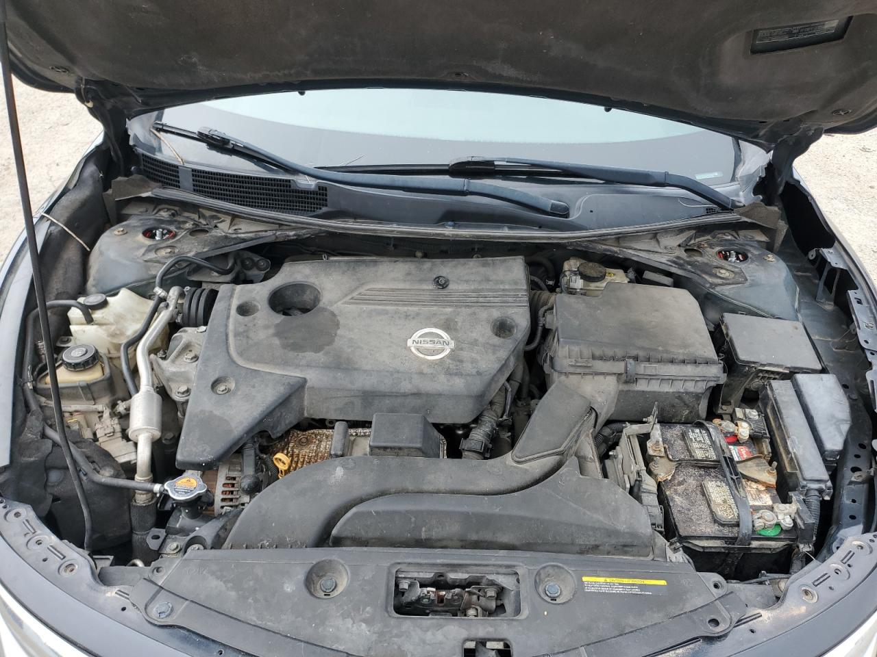 2015 Nissan Altima VIN 1N4AL3AP8FC244100 Copart auction photo, side / minor dent/scratches damage thumbnail 12