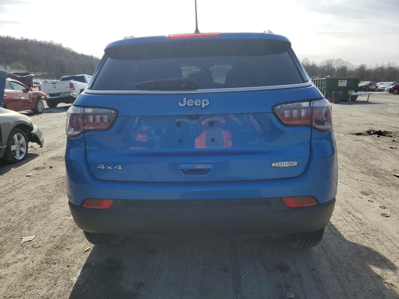 2019 Jeep Compass VIN 3C4NJDBB8KT724078 Copart auction photo, front end damage thumbnail 6