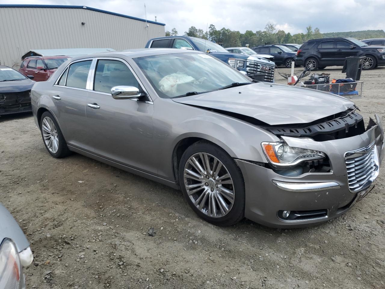 2014 Chrysler 300 VIN 2C3CCAEG6EH309902 Copart auction photo, front end damage thumbnail 4