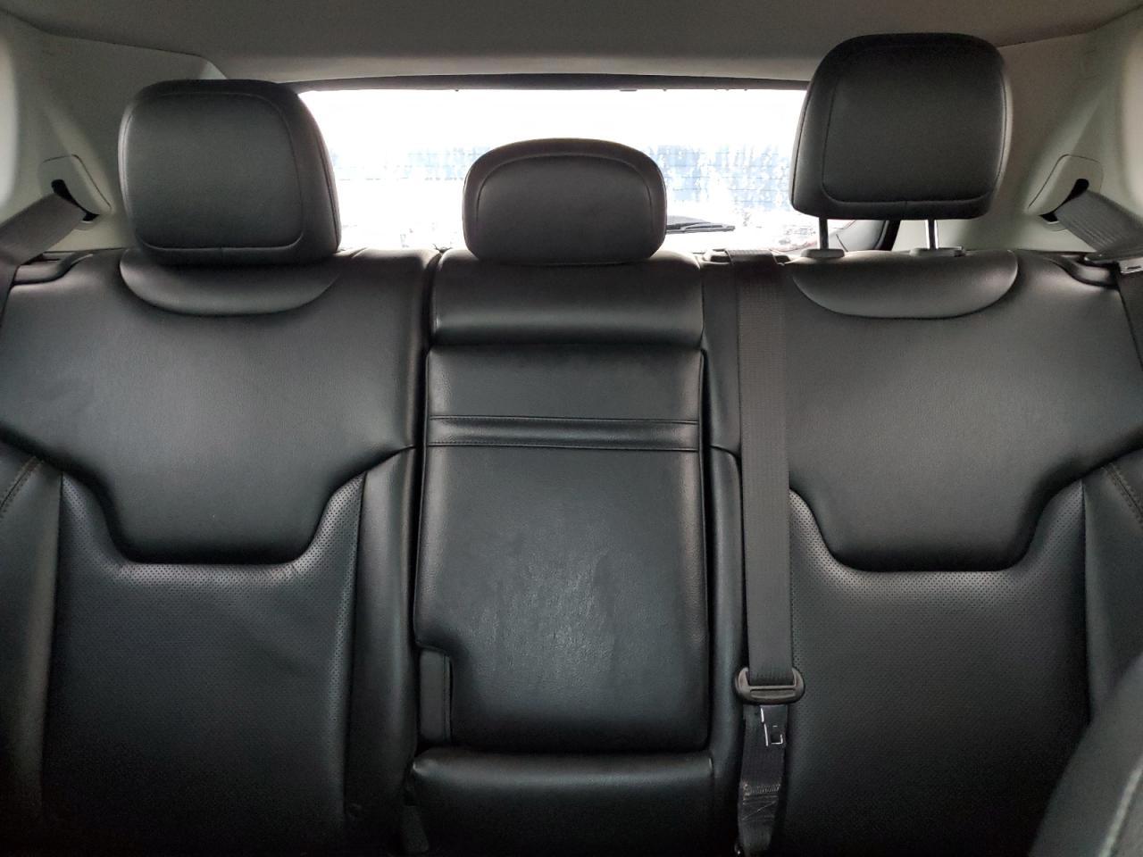 2019 Jeep Compass VIN 3C4NJDCB4KT669563 Copart auction photo, front end damage thumbnail 10
