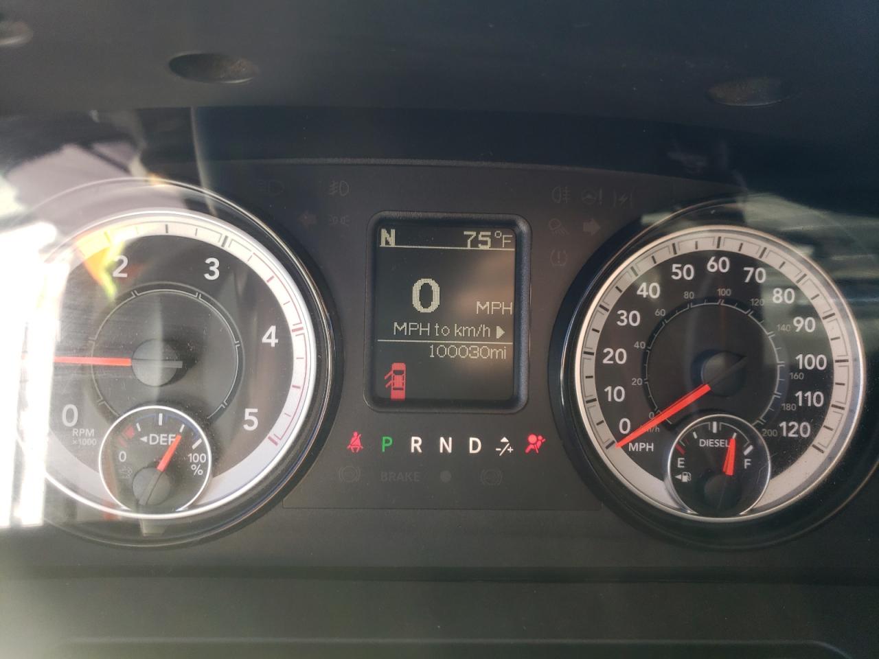 2016 RAM 2500 VIN 3C6UR5HL4GG375440 Copart auction photo, front end damage thumbnail 9