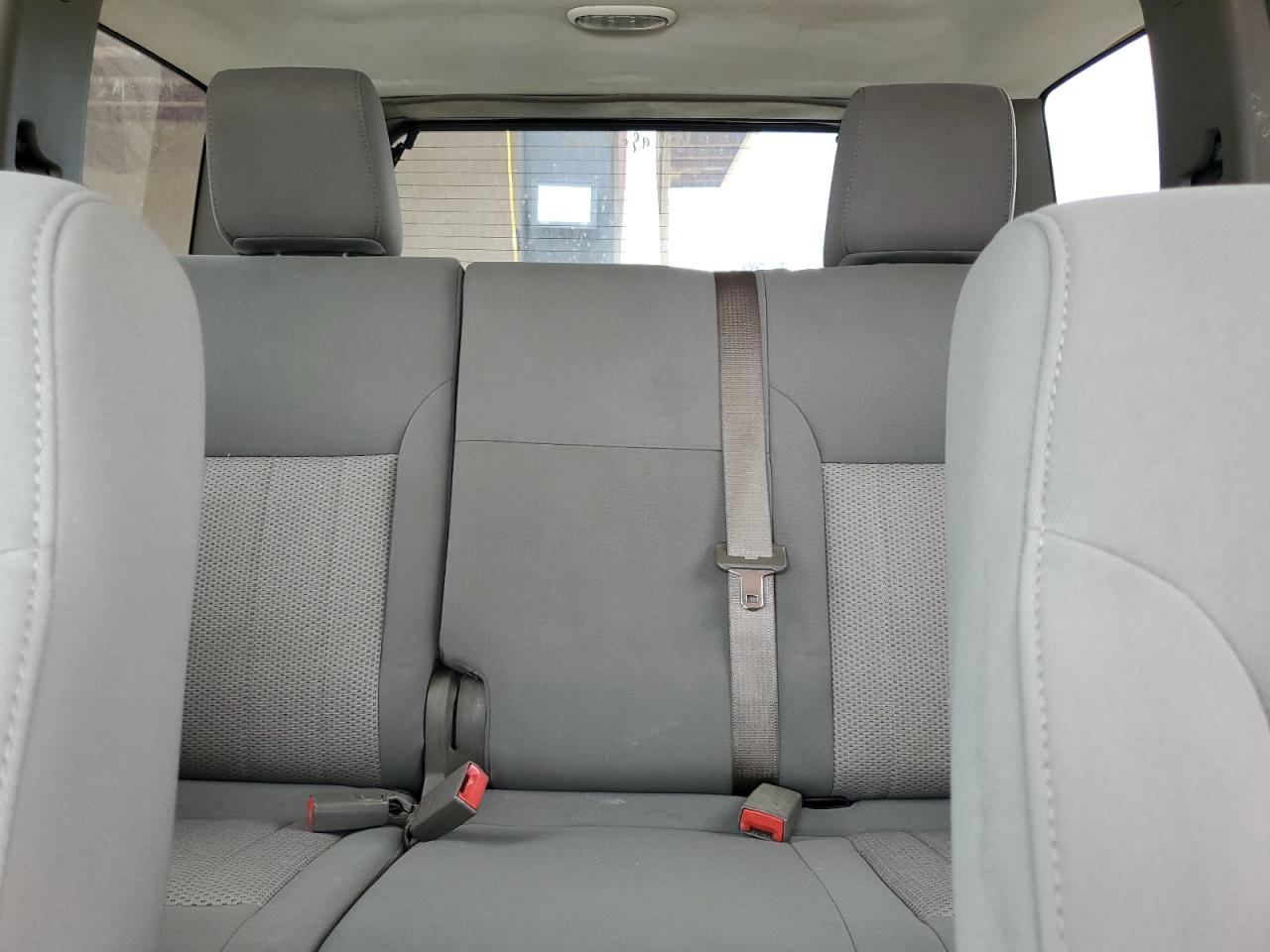 2010 Jeep Liberty (North America) VIN 1J4PP2GK1AW119262 Copart auction photo, front end damage thumbnail 10