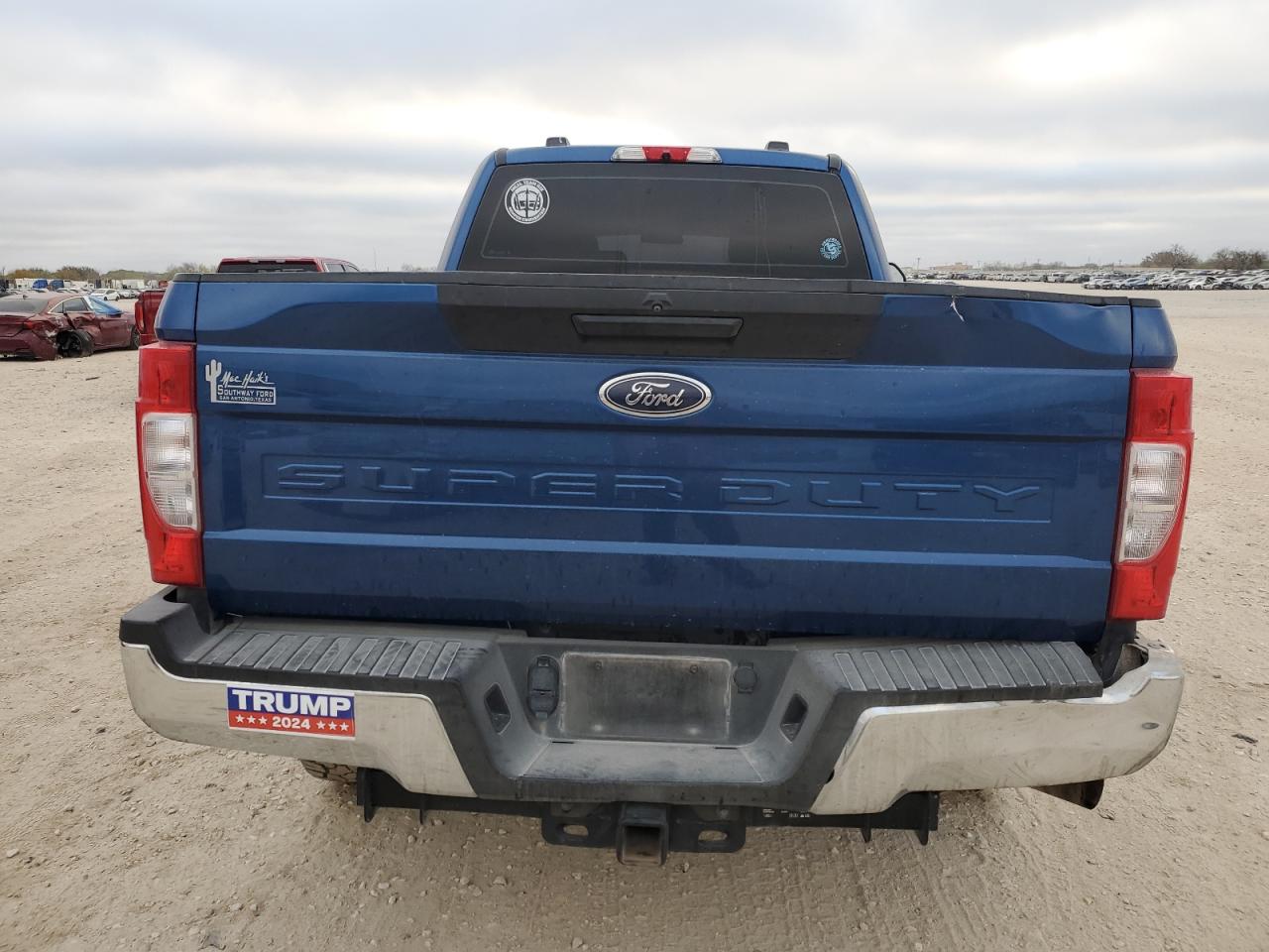 2022 Ford F250 VIN 1FT7W2B63NED39954 Copart auction photo, all over damage thumbnail 6