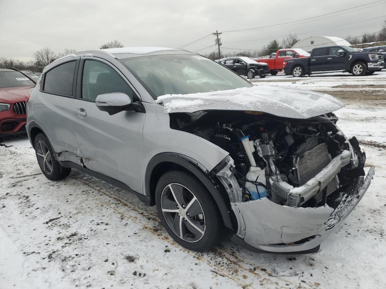 2022 Honda HR-V VIN 3CZRU6H57NM773335 Copart auction photo, front end / side damage thumbnail 4
