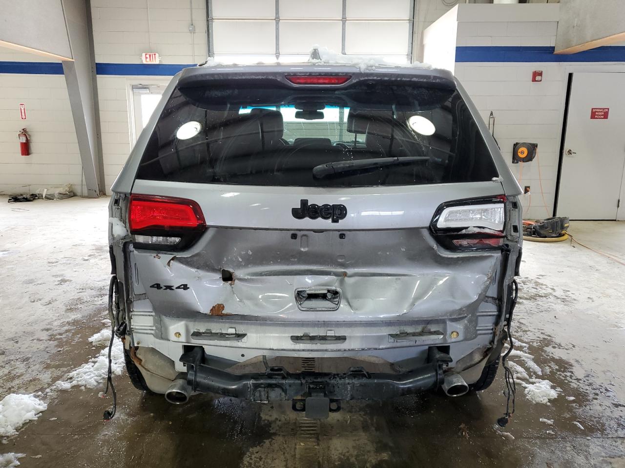 2015 Jeep Grand Cherokee VIN 1C4RJFAG5FC224620 Copart auction photo, front end / rear end damage thumbnail 6