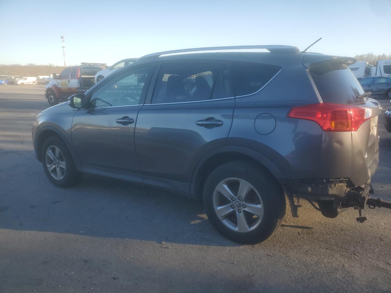 2015 Toyota RAV 4 VIN JTMRFREV8FJ020918 Copart auction photo, rear end damage thumbnail 2