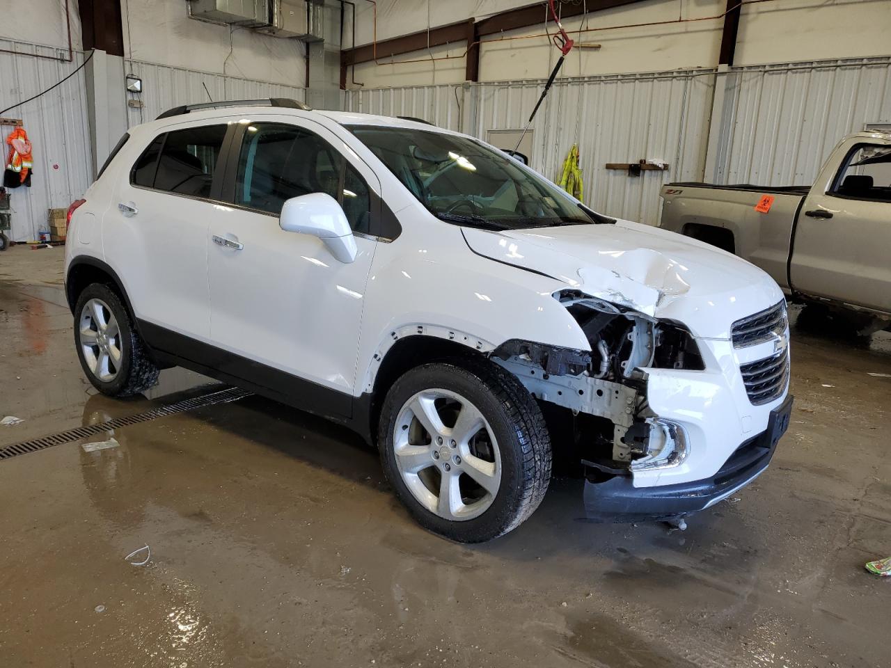 2015 Chevrolet Trax VIN 3GNCJTSB7FL240434 Copart auction photo, front end damage thumbnail 4