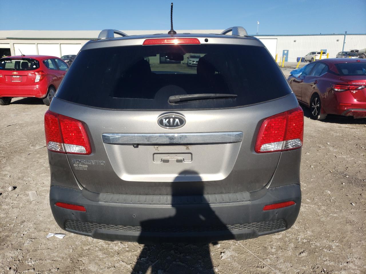 2011 KIA Sorento VIN 5XYKT3A19BG130381 Copart auction photo, front end damage thumbnail 6