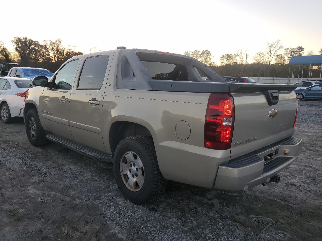 2008 Chevrolet Avalanche VIN 3GNFK12398G146431 Copart auction photo, front end damage thumbnail 2