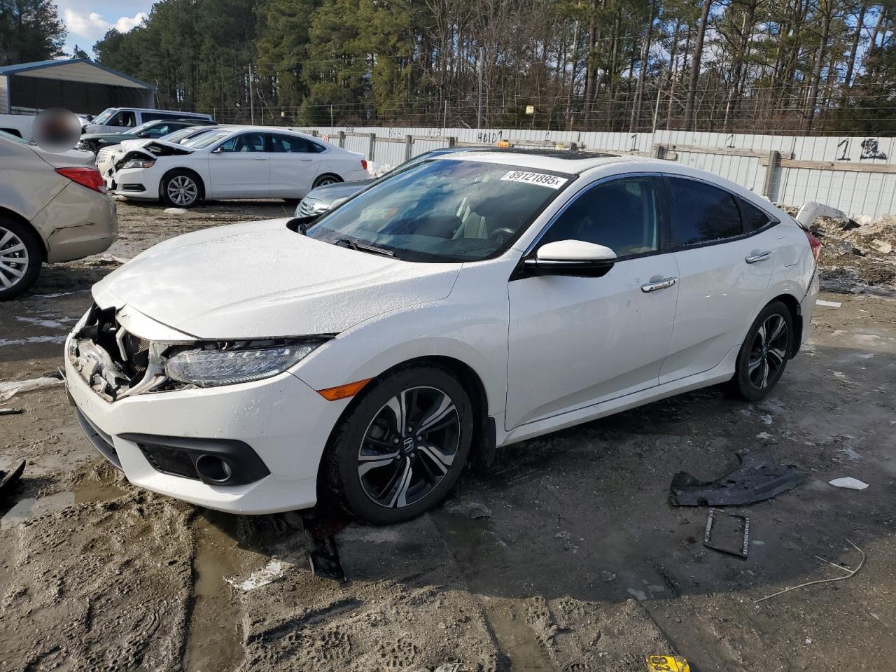 2018 Honda Civic VIN JHMFC1F97JX036711