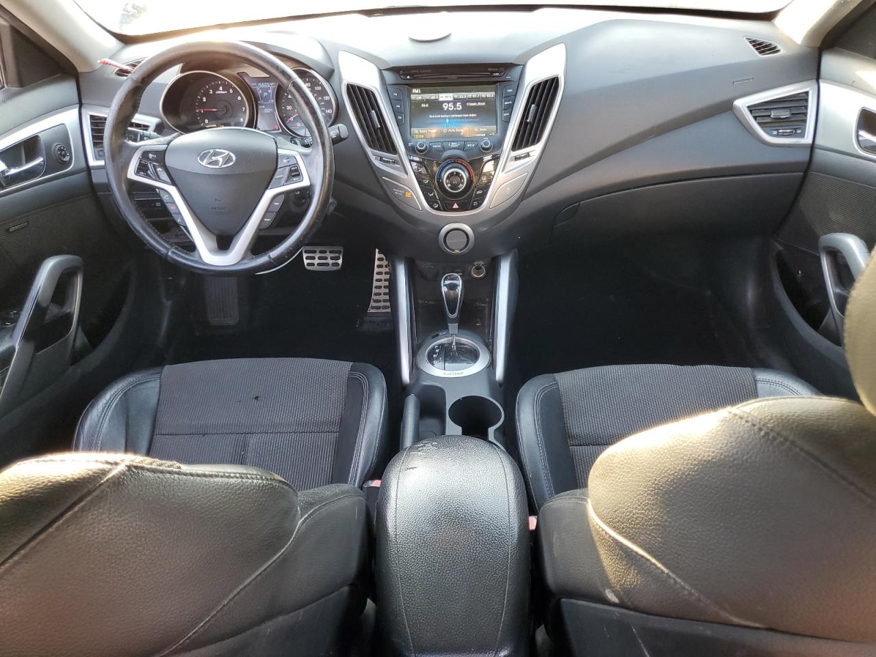 2013 Hyundai Veloster VIN KMHTC6AD3DU153040 Copart auction photo, all over damage thumbnail 8