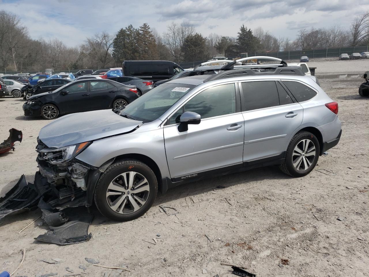 2018 Subaru Outback VIN 4S4BSANC5J3252303