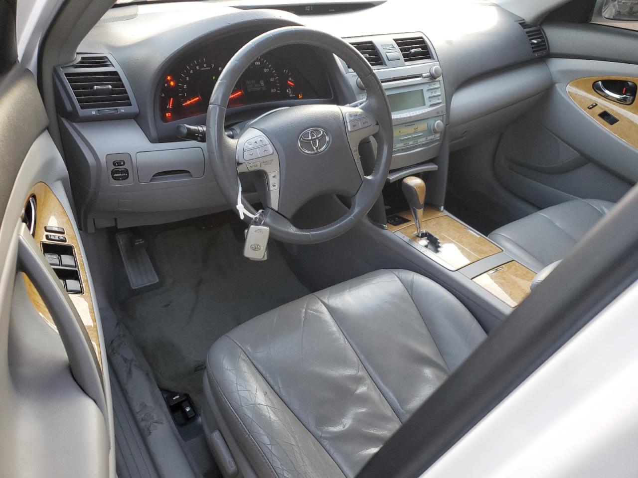 2007 Toyota Camry VIN JTNBK46K173019499 Copart auction photo, side / minor dent/scratches damage thumbnail 8