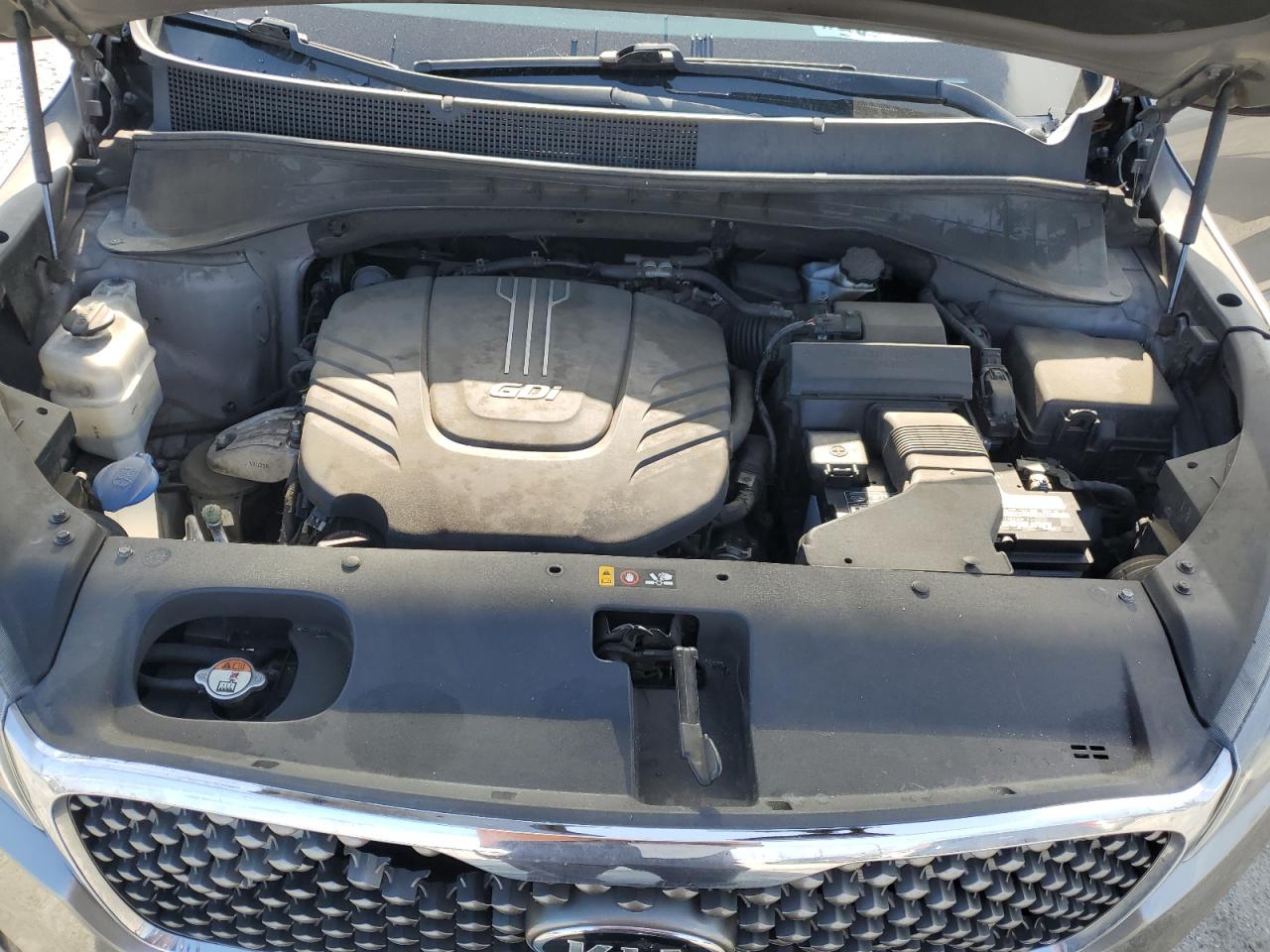 2018 KIA Sorento VIN 5XYPK4A53JG353452 Copart auction photo, all over damage thumbnail 13
