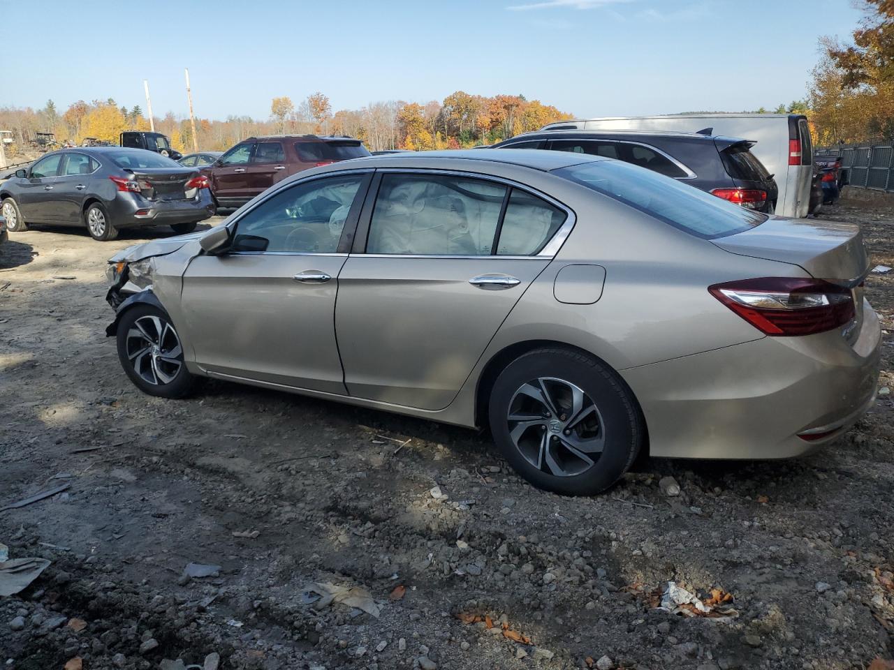 2017 Honda Accord VIN 1HGCR2F32HA177351 Copart auction photo, front end / minor dent/scratches damage thumbnail 2